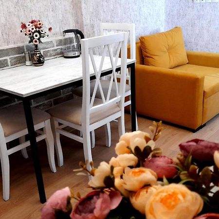 Sweet Home Apartment Tiflis Exterior foto
